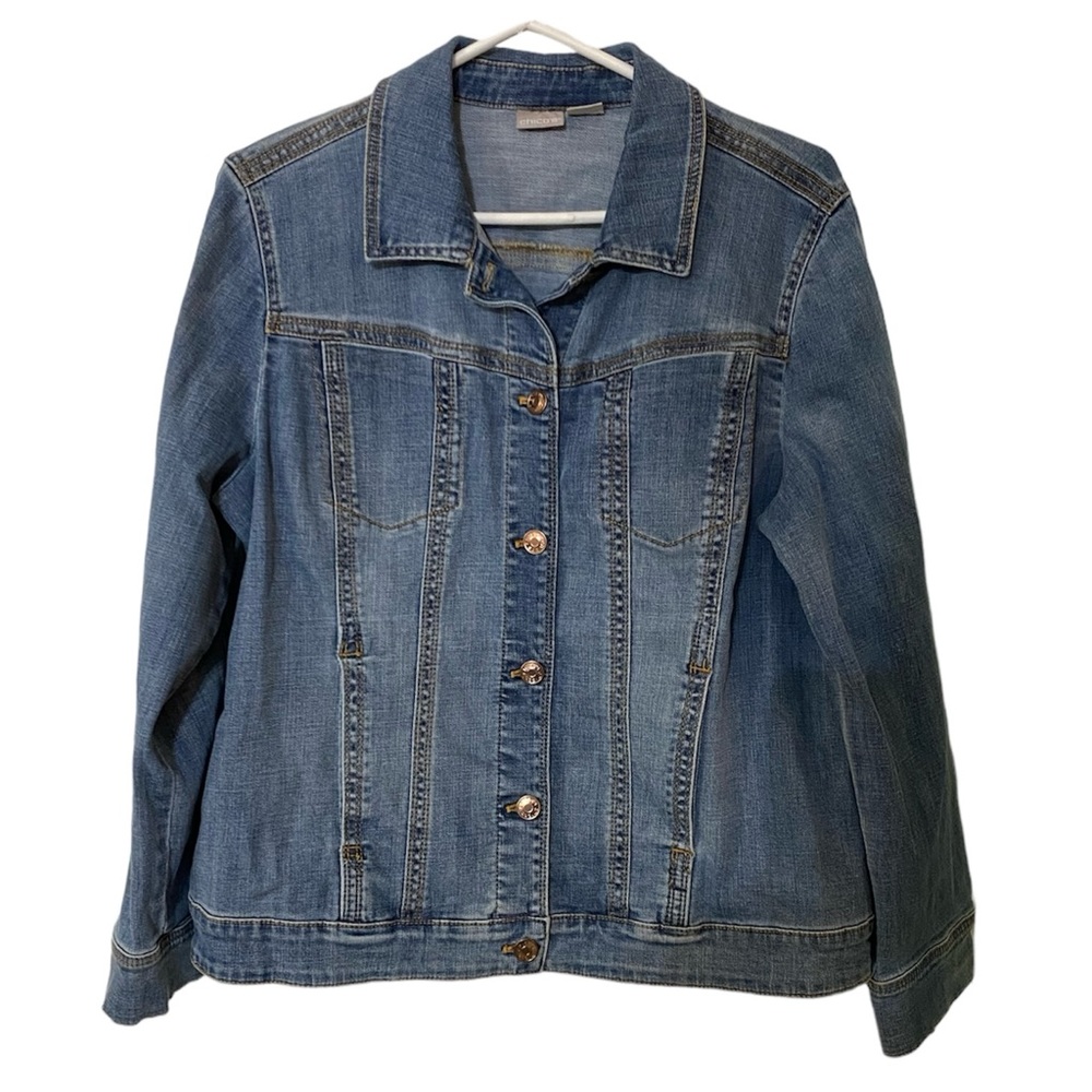 NWOT Chico's Light Blue Wash Women's Denim Jacket Size 2 (12-14)